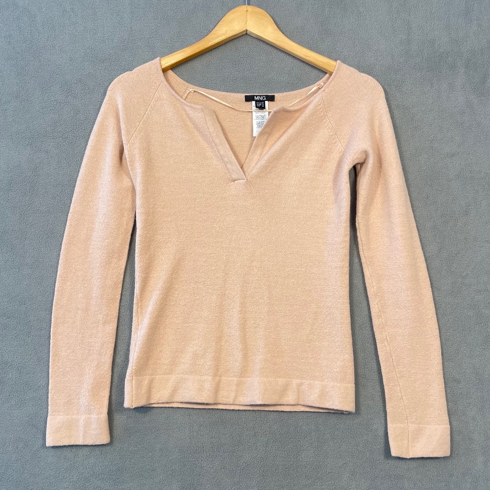 MNG MANGO Women’s Small Soft Peach V-neck Long Sleeve Wool Blend Sweater